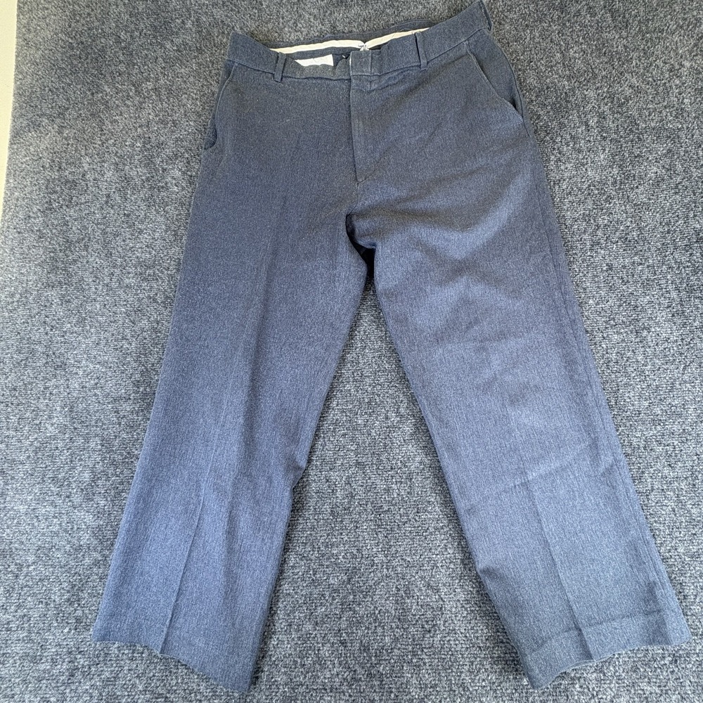 Levi's Action Slacks Dress Pants Mens 32x25 Gray Comfort Flat Front Straight Leg
